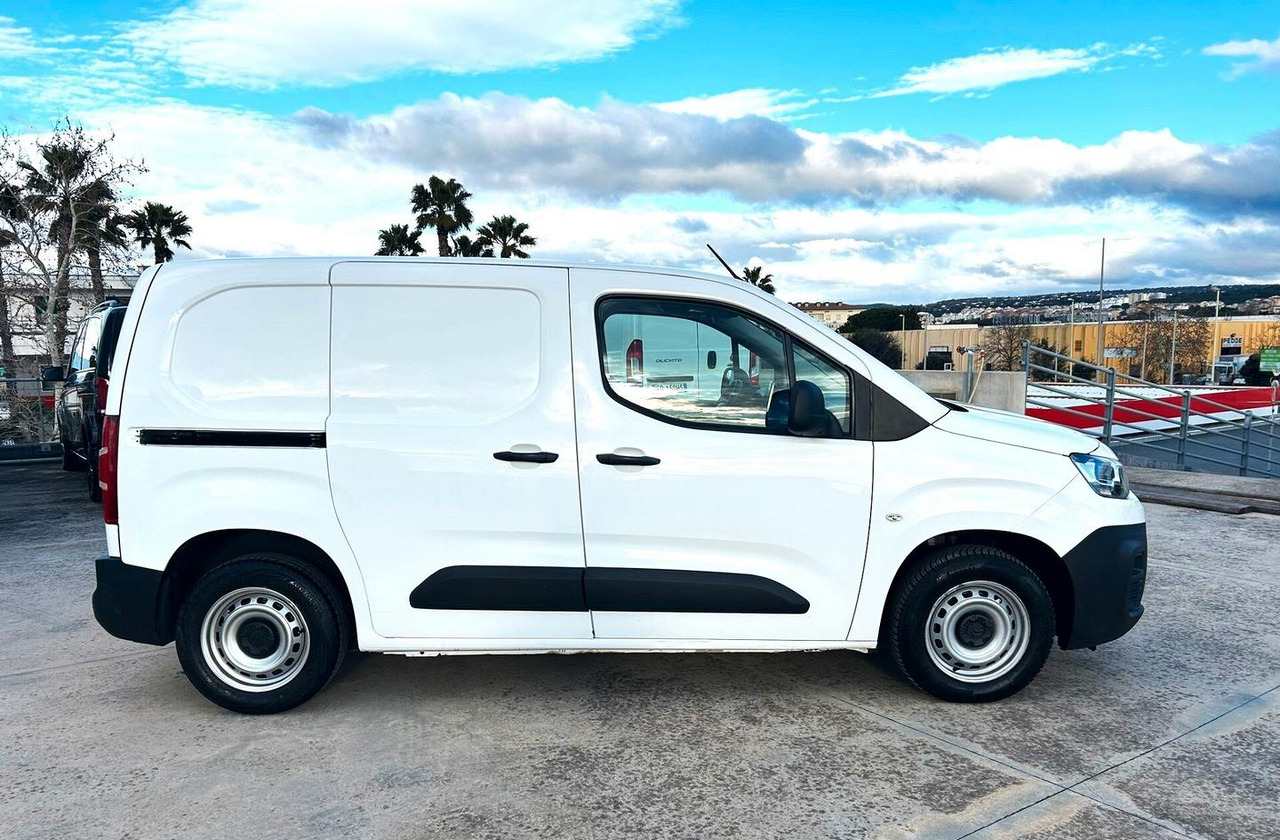 Citroen Berligno 1.6 HDi 100 cv 3 posti - Små varebil: billede 4 Citroen Berligno 1.6 HDi 100 cv 3 posti - Små varebil: billede 4