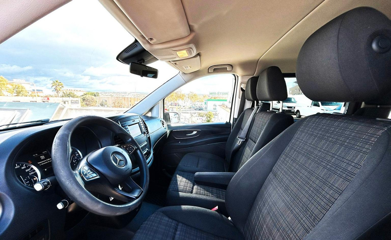 Mandskabsbil Mercedes Benz Vito Mixto Autocarro 6 posti: billede 9