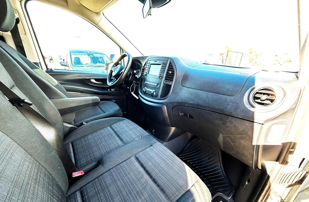 Mandskabsbil Mercedes Benz Vito Mixto Autocarro 6 posti: billede 12