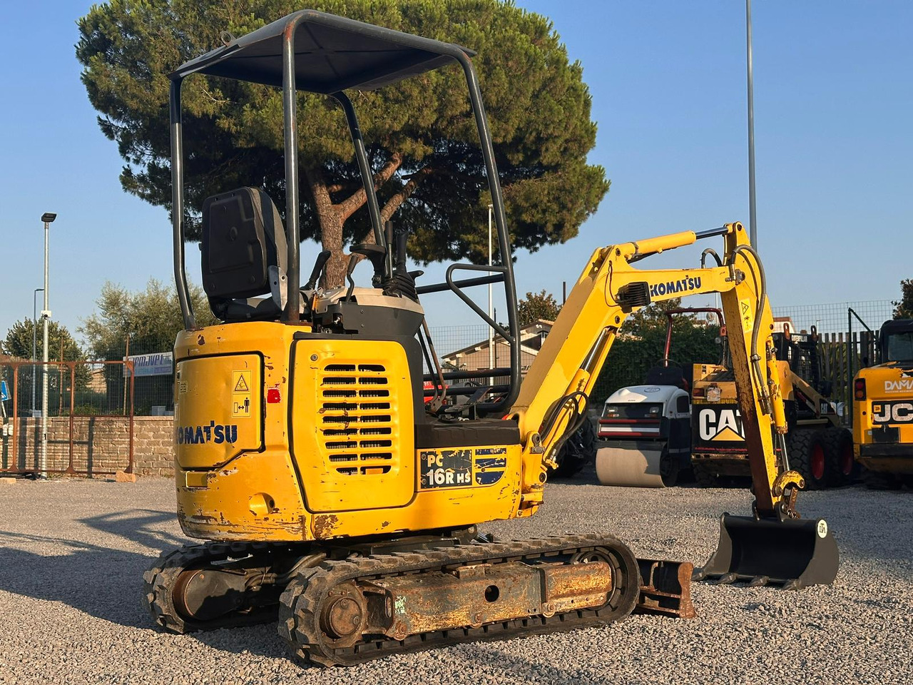 KOMATSU PC16R-3HS - Minigravemaskine: billede 3 KOMATSU PC16R-3HS - Minigravemaskine: billede 3