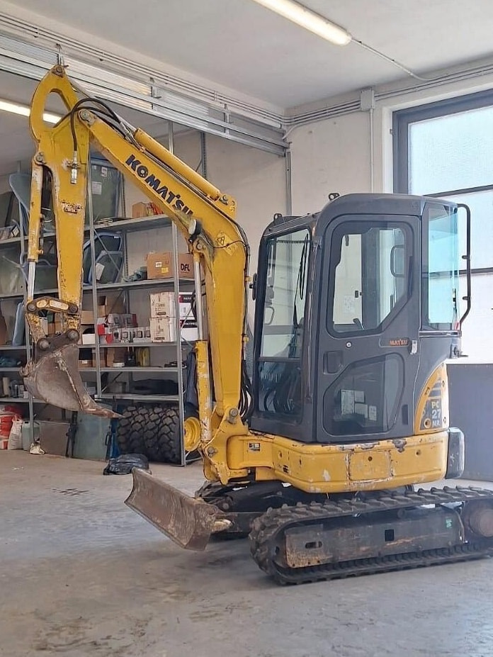 KOMATSU PC27MR-2 - Minigravemaskine: billede 1 KOMATSU PC27MR-2 - Minigravemaskine: billede 1