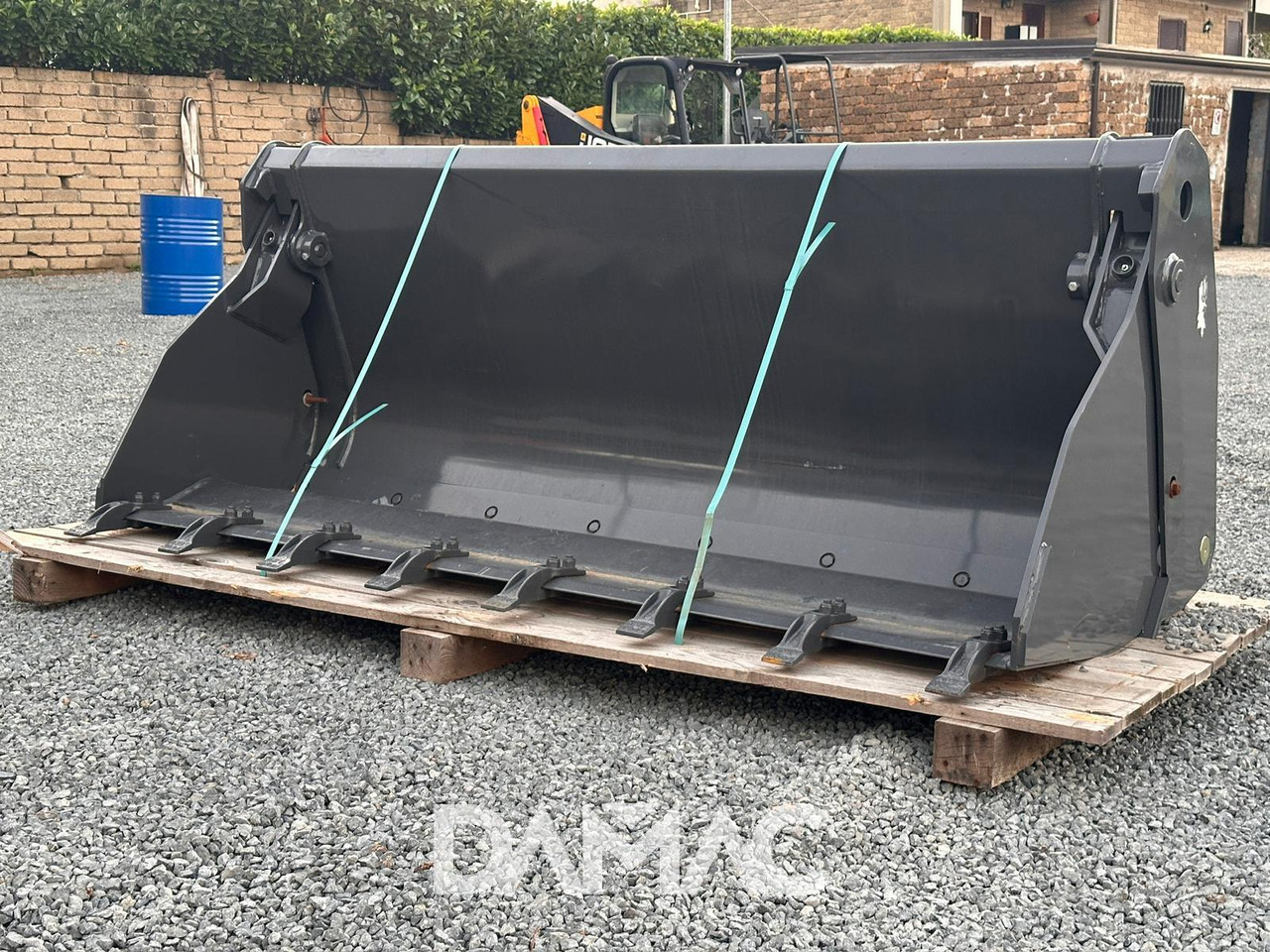 NEW HOLLAND 220 - Læsseskovl: billede 2 NEW HOLLAND 220 - Læsseskovl: billede 2