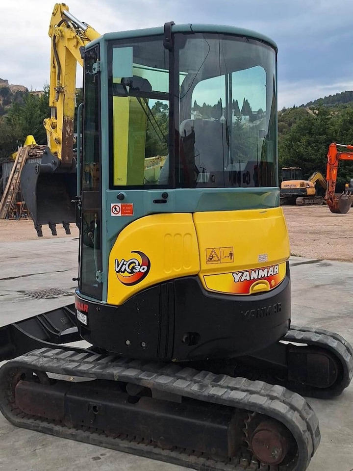 YANMAR VIO30 - Minigravemaskine: billede 3 YANMAR VIO30 - Minigravemaskine: billede 3