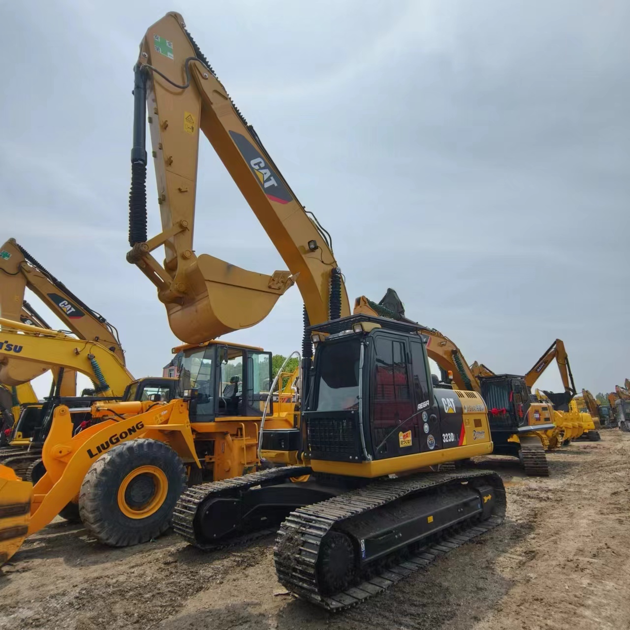 CATERPILLAR 323 - Bæltegravemaskine: billede 4 CATERPILLAR 323 - Bæltegravemaskine: billede 4