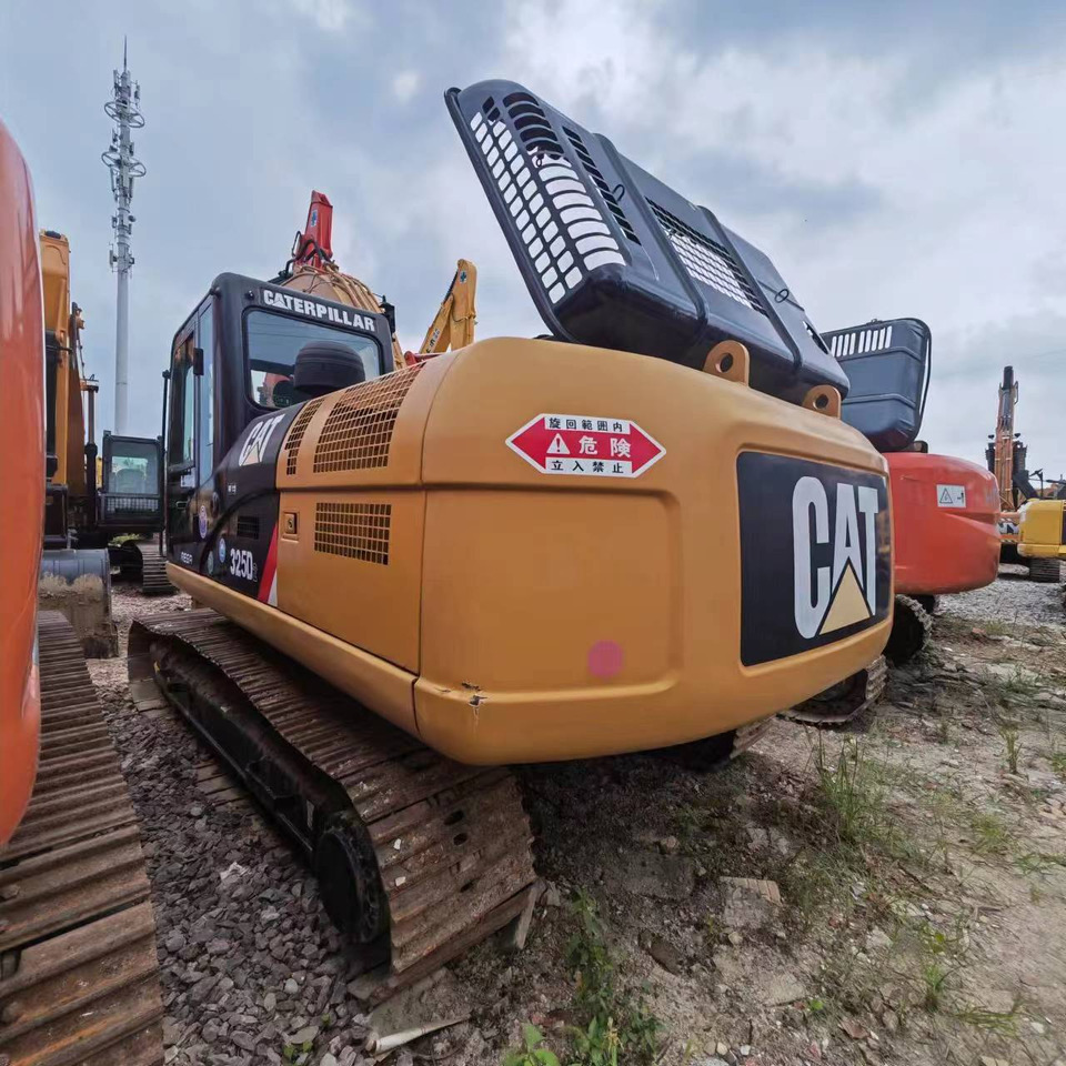 CATERPILLAR 325D2 - Bæltegravemaskine: billede 3 CATERPILLAR 325D2 - Bæltegravemaskine: billede 3