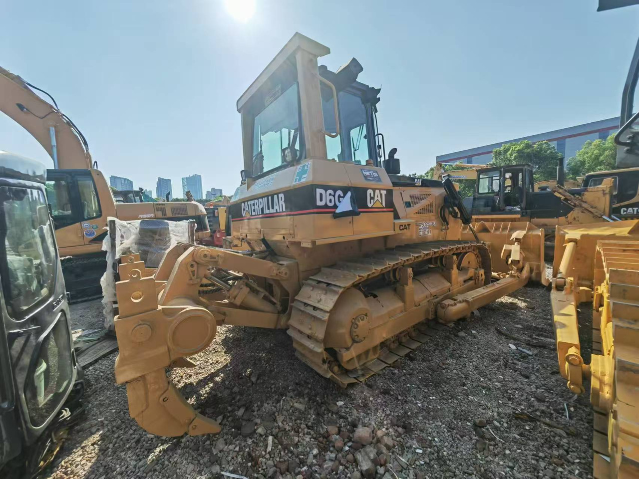 CATERPILLAR D6G - Bulldozer: billede 1 CATERPILLAR D6G - Bulldozer: billede 1