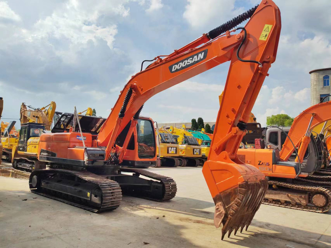 DOOSAN DX225 - Bæltegravemaskine: billede 4 DOOSAN DX225 - Bæltegravemaskine: billede 4