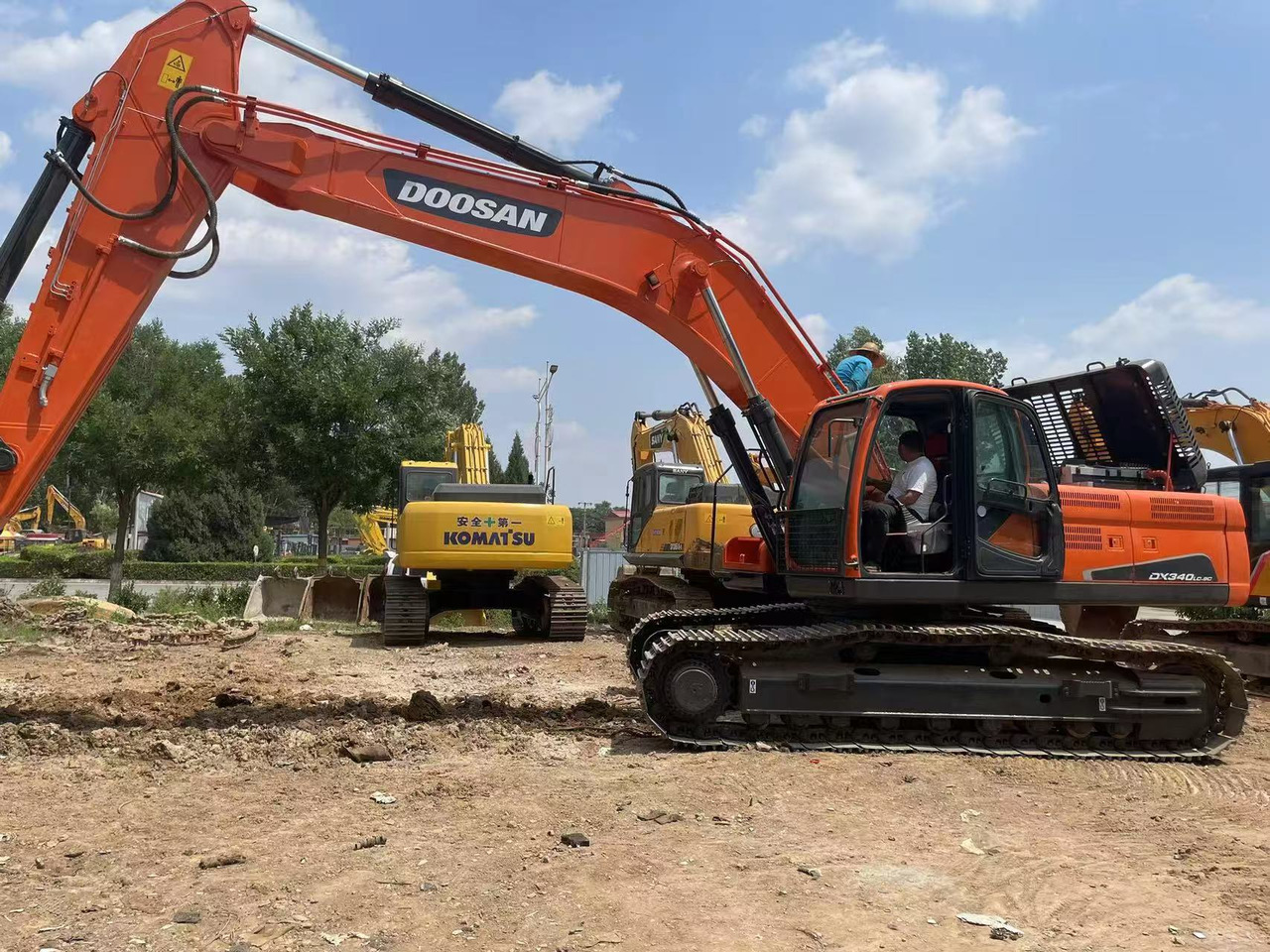DOOSAN DX340LC-9C - Bæltegravemaskine: billede 4 DOOSAN DX340LC-9C - Bæltegravemaskine: billede 4