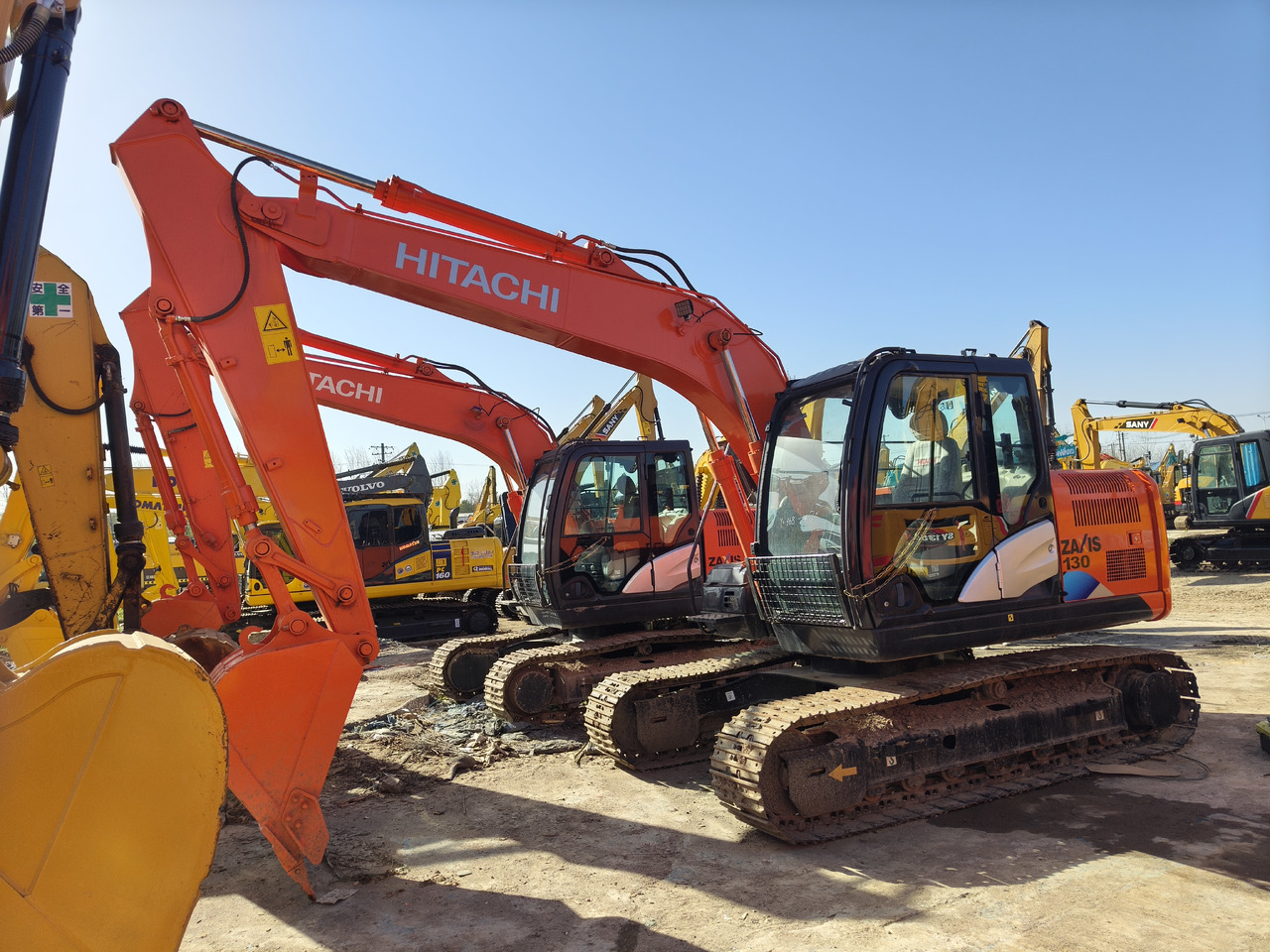 HITACHI ZX130H-5A - Bæltegravemaskine: billede 2 HITACHI ZX130H-5A - Bæltegravemaskine: billede 2