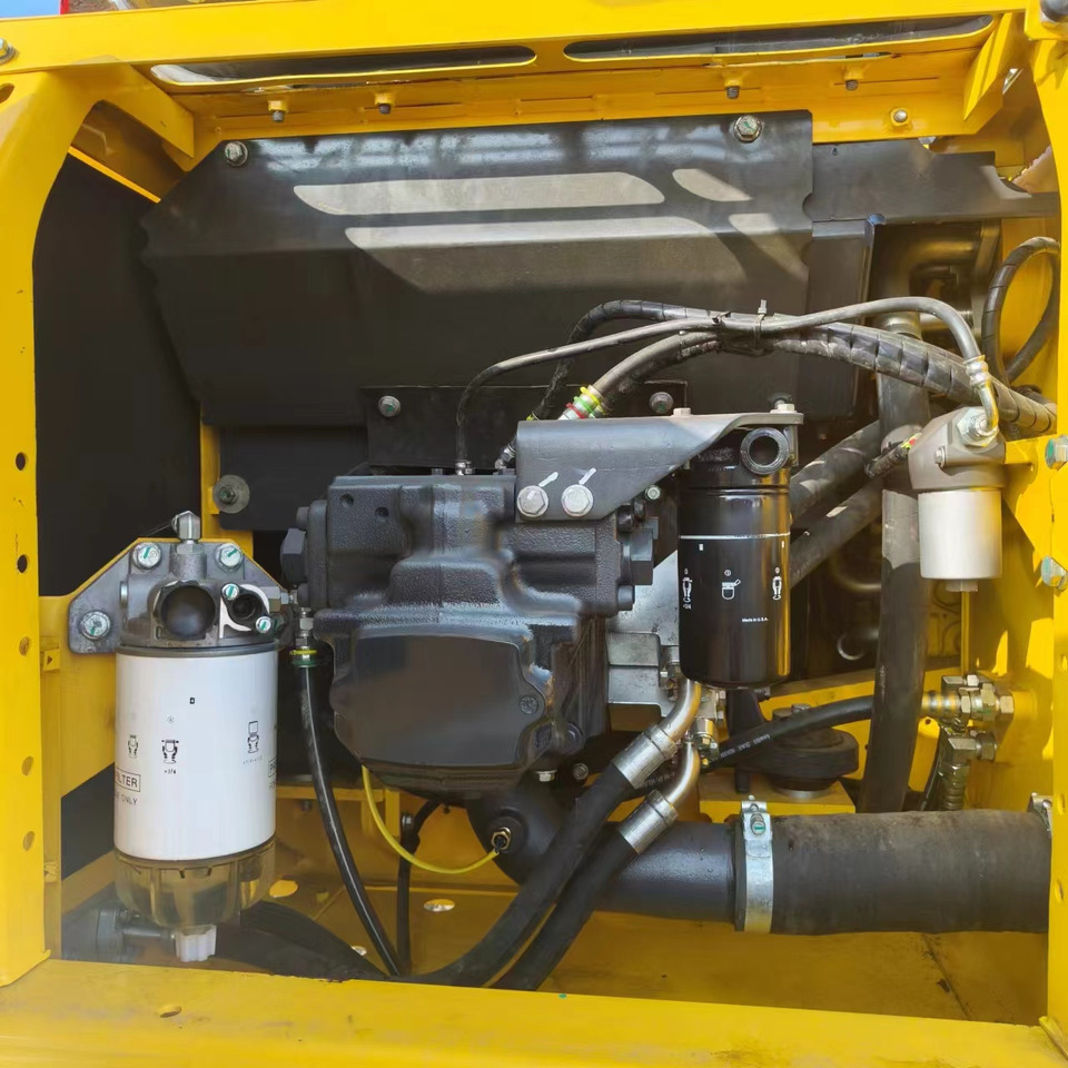 KOMATSU PC200 - Bæltegravemaskine: billede 5 KOMATSU PC200 - Bæltegravemaskine: billede 5