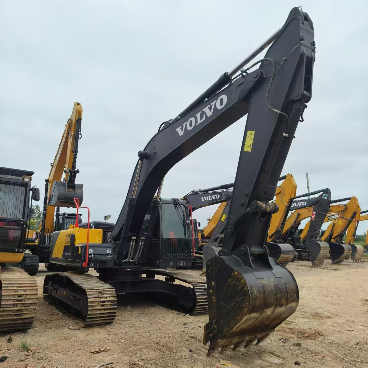 Bæltegravemaskine VOLVO EC240: billede 8 Bæltegravemaskine VOLVO EC240: billede 8