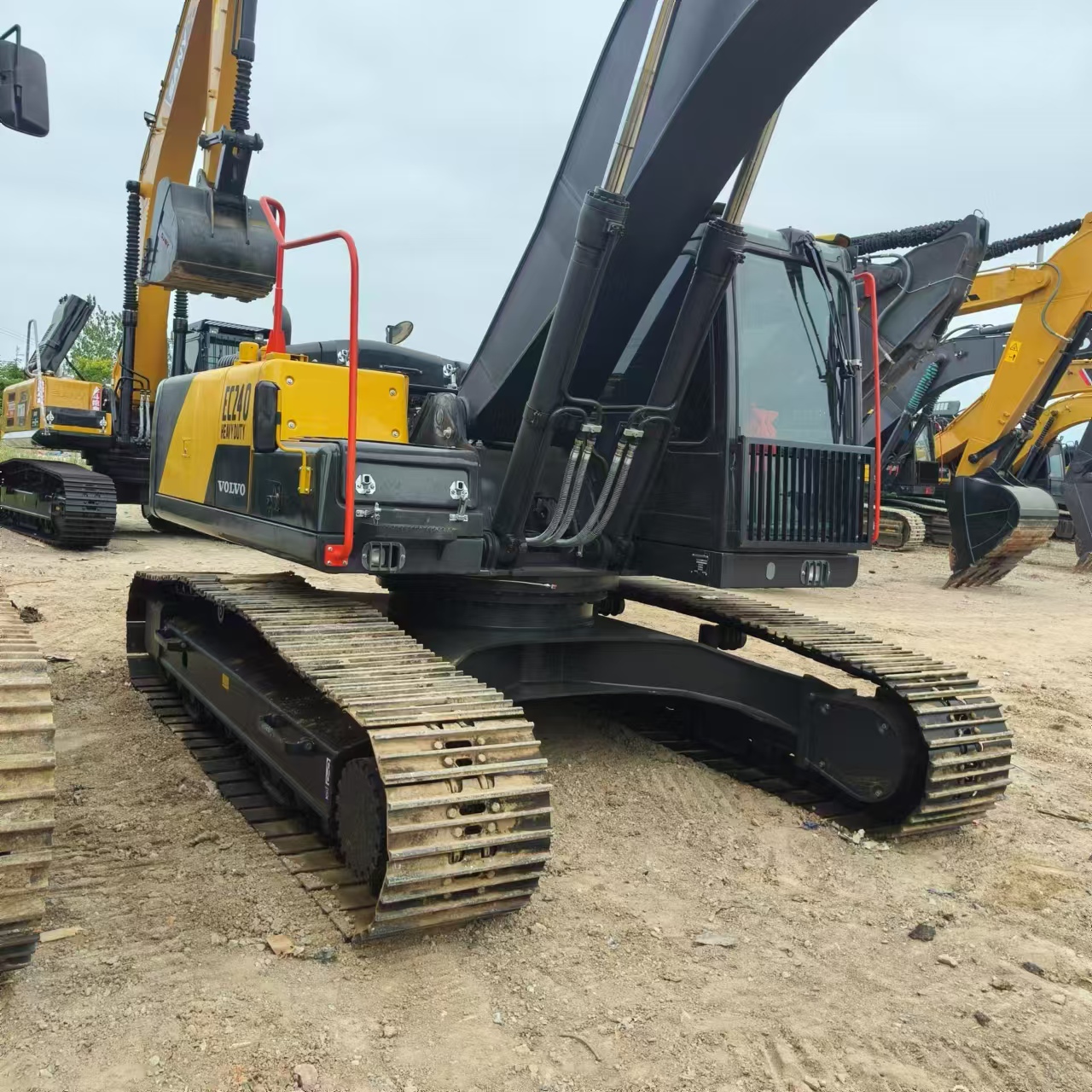 VOLVO EC240 - Bæltegravemaskine: billede 4 VOLVO EC240 - Bæltegravemaskine: billede 4