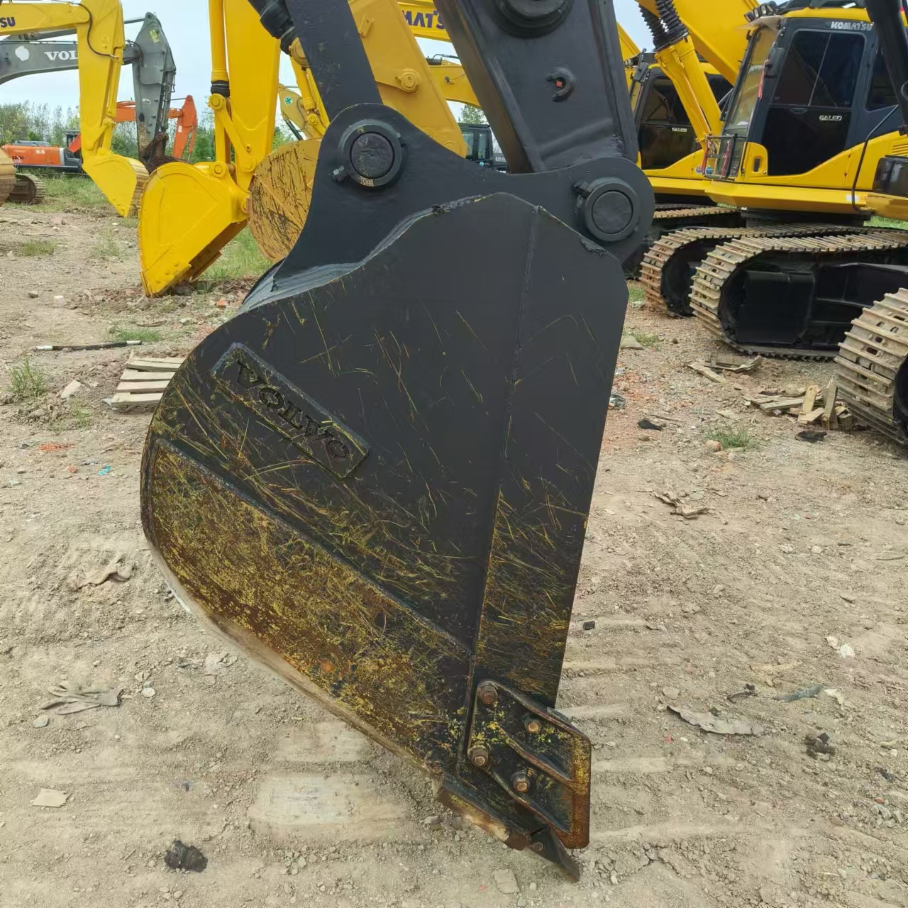 Bæltegravemaskine VOLVO EC240: billede 10 Bæltegravemaskine VOLVO EC240: billede 10