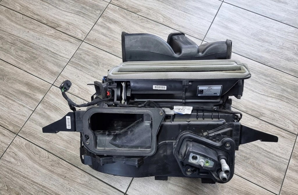 FORD NAGRZEWNICA KOMPLETNA FORD F MAX 500 EURO 6 - Varme/ Ventilation for Lastbil: billede 5 FORD NAGRZEWNICA KOMPLETNA FORD F MAX 500 EURO 6 - Varme/ Ventilation for Lastbil: billede 5
