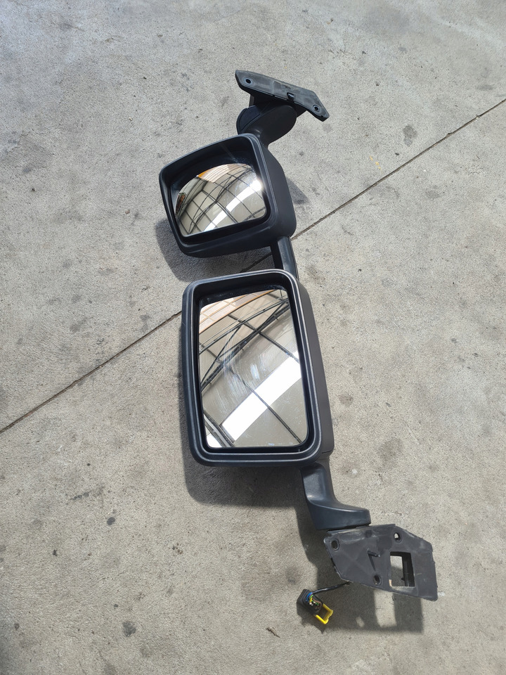 Renault LUSTERKO LUSTRO LEWE RENAULT GAMA T C K RANGE - Bakspejl for Lastbil: billede 2 Renault LUSTERKO LUSTRO LEWE RENAULT GAMA T C K RANGE - Bakspejl for Lastbil: billede 2