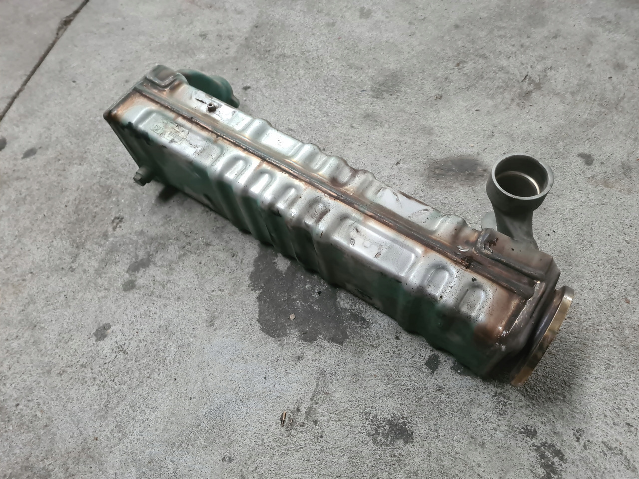 VOLVO 21944868 - EGR-køler: billede 1 VOLVO 21944868 - EGR-køler: billede 1