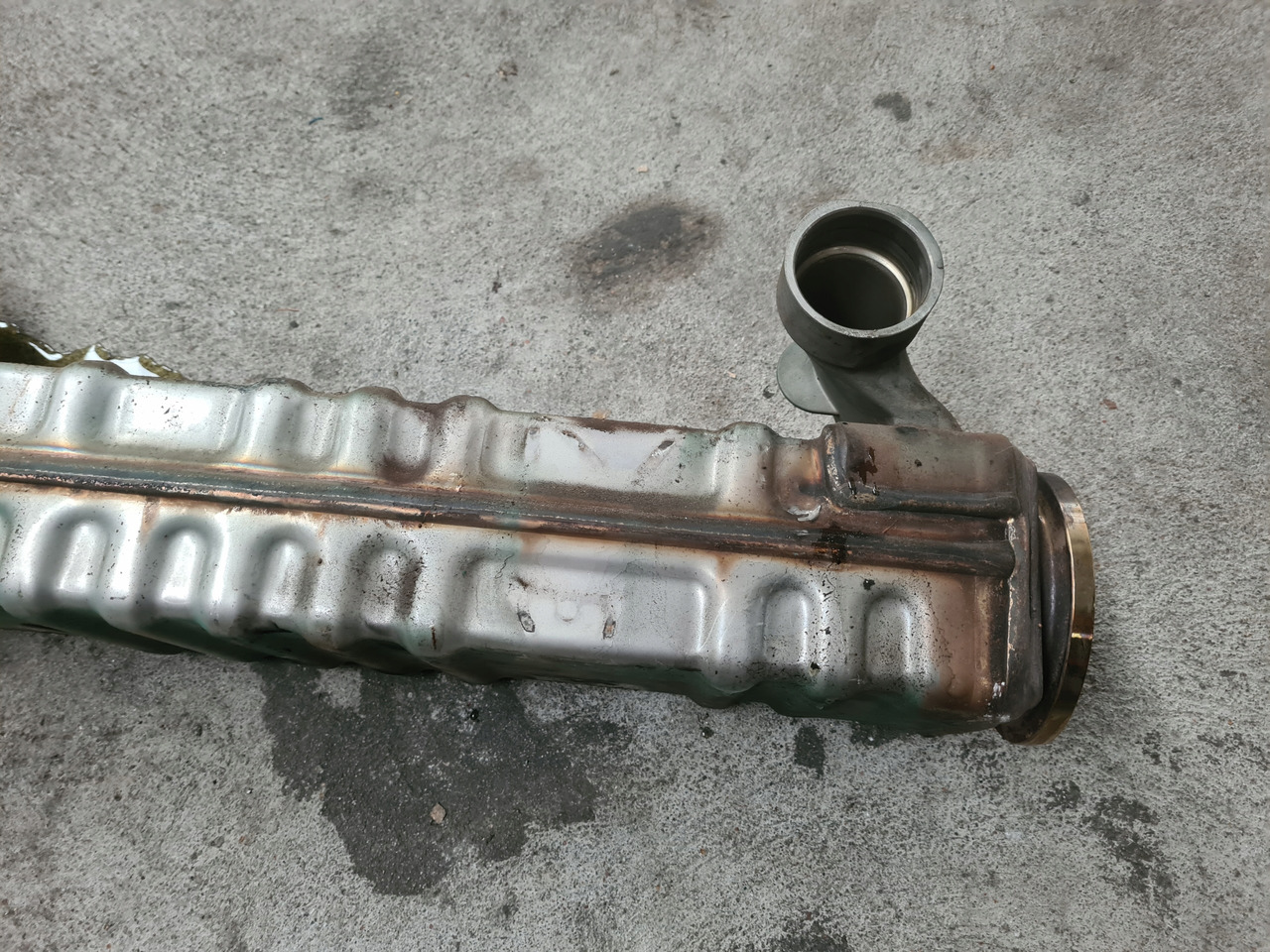 VOLVO 21944868 - EGR-køler: billede 4 VOLVO 21944868 - EGR-køler: billede 4