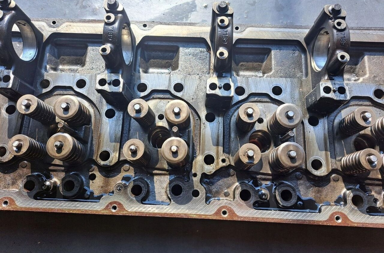 VOLVO GŁOWICA SILNIKA VOLVO FH 16 D16E 20950796 064512116 - Motorhoved for Lastbil: billede 3 VOLVO GŁOWICA SILNIKA VOLVO FH 16 D16E 20950796 064512116 - Motorhoved for Lastbil: billede 3