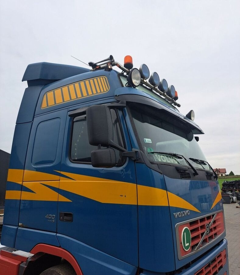 VOLVO KOMPLETNA VOLVO FH 12 13 GLOBETROTTER - Førerhus for Lastbil: billede 1 VOLVO KOMPLETNA VOLVO FH 12 13 GLOBETROTTER - Førerhus for Lastbil: billede 1