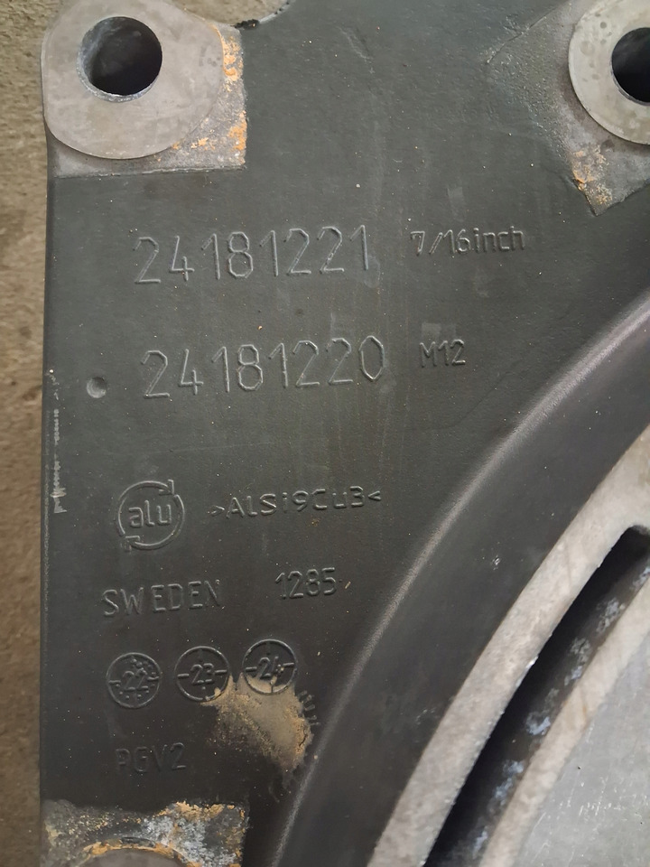 VOLVO OBUDOWA ROZRZĄDU SPRZĘGŁA TURBO COMPOUND I-SAVE VOLVO FH 5 Renault T EVO - Kobling og reservedele: billede 3 VOLVO OBUDOWA ROZRZĄDU SPRZĘGŁA TURBO COMPOUND I-SAVE VOLVO FH 5 Renault T EVO - Kobling og reservedele: billede 3