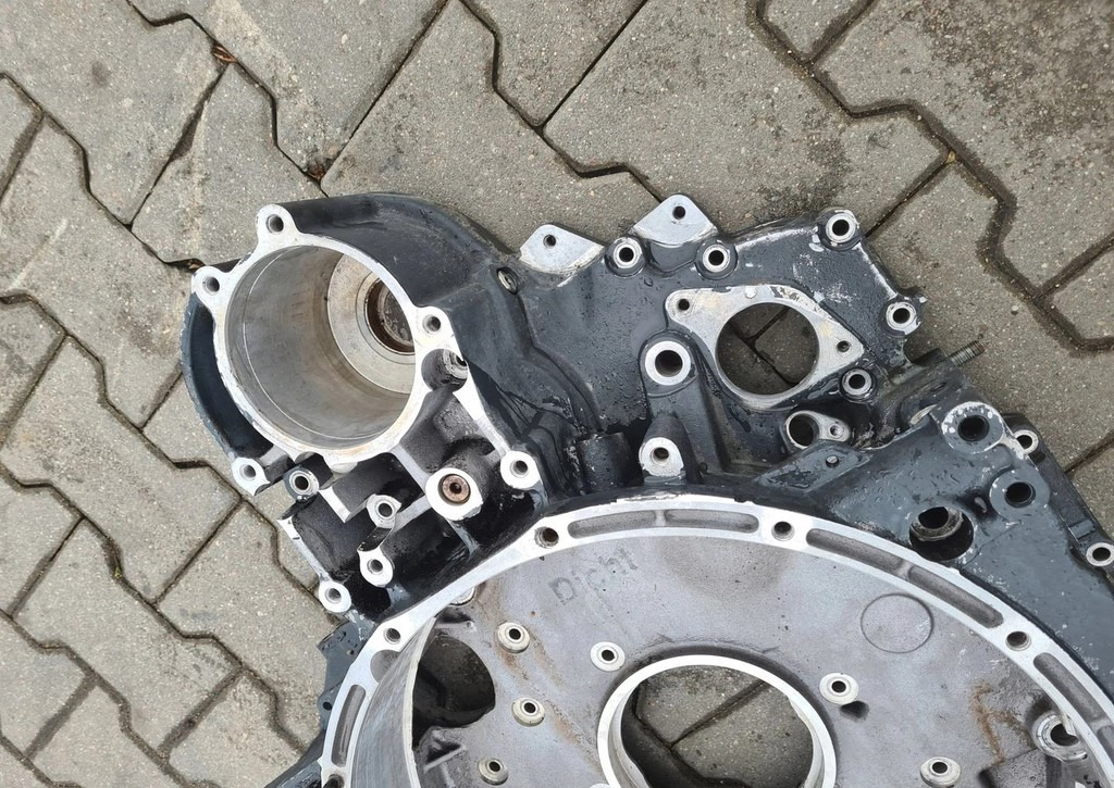 VOLVO OBUDOWA SPRZĘGŁA KOŁA ZAMACHOWEGO VOLVO FL FE D7 RENAULT PREMIUM MIDLUM DXI - Kobling og reservedele for Lastbil: billede 4 VOLVO OBUDOWA SPRZĘGŁA KOŁA ZAMACHOWEGO VOLVO FL FE D7 RENAULT PREMIUM MIDLUM DXI - Kobling og reservedele for Lastbil: billede 4