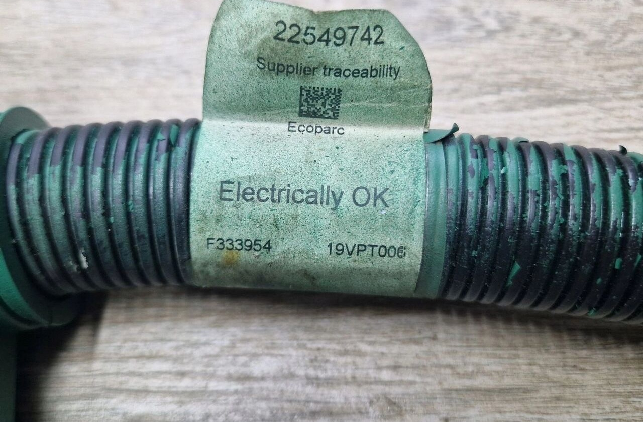 VOLVO WIĄZKA INSTALACJA SILNIKA VOLVO FH 16 D16K EURO 6 22549742 - Kabel/ Ledning for Lastbil: billede 5 VOLVO WIĄZKA INSTALACJA SILNIKA VOLVO FH 16 D16K EURO 6 22549742 - Kabel/ Ledning for Lastbil: billede 5