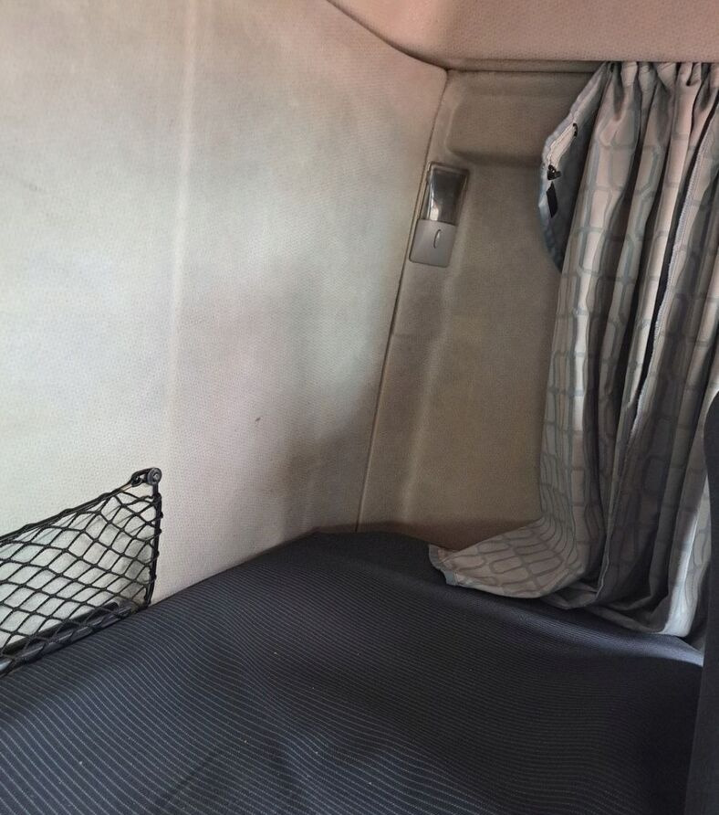 Volvo ŁÓŻKO DOLNE MATERAC STELAŻ VOLVO FE KOMPLETNE - Sæde for Lastbil: billede 4 Volvo ŁÓŻKO DOLNE MATERAC STELAŻ VOLVO FE KOMPLETNE - Sæde for Lastbil: billede 4