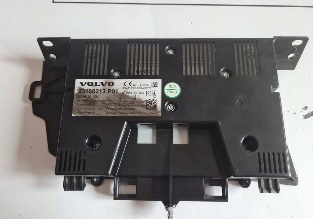 WYŚWIETLACZ PANEL RADIA NAWIGACJI VOLVO FH 4 FH 16 EURO 6 23160213 - P01 - Instrumentbræt: billede 3 WYŚWIETLACZ PANEL RADIA NAWIGACJI VOLVO FH 4 FH 16 EURO 6 23160213 - P01 - Instrumentbræt: billede 3