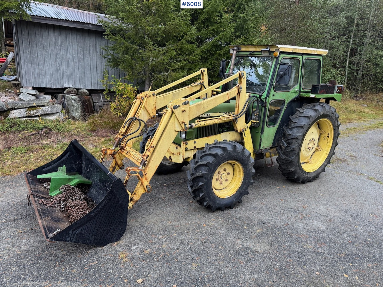 1977 John Deere 2030 w/ front loader, bucket and chains. - Traktor: billede 2 1977 John Deere 2030 w/ front loader, bucket and chains. - Traktor: billede 2
