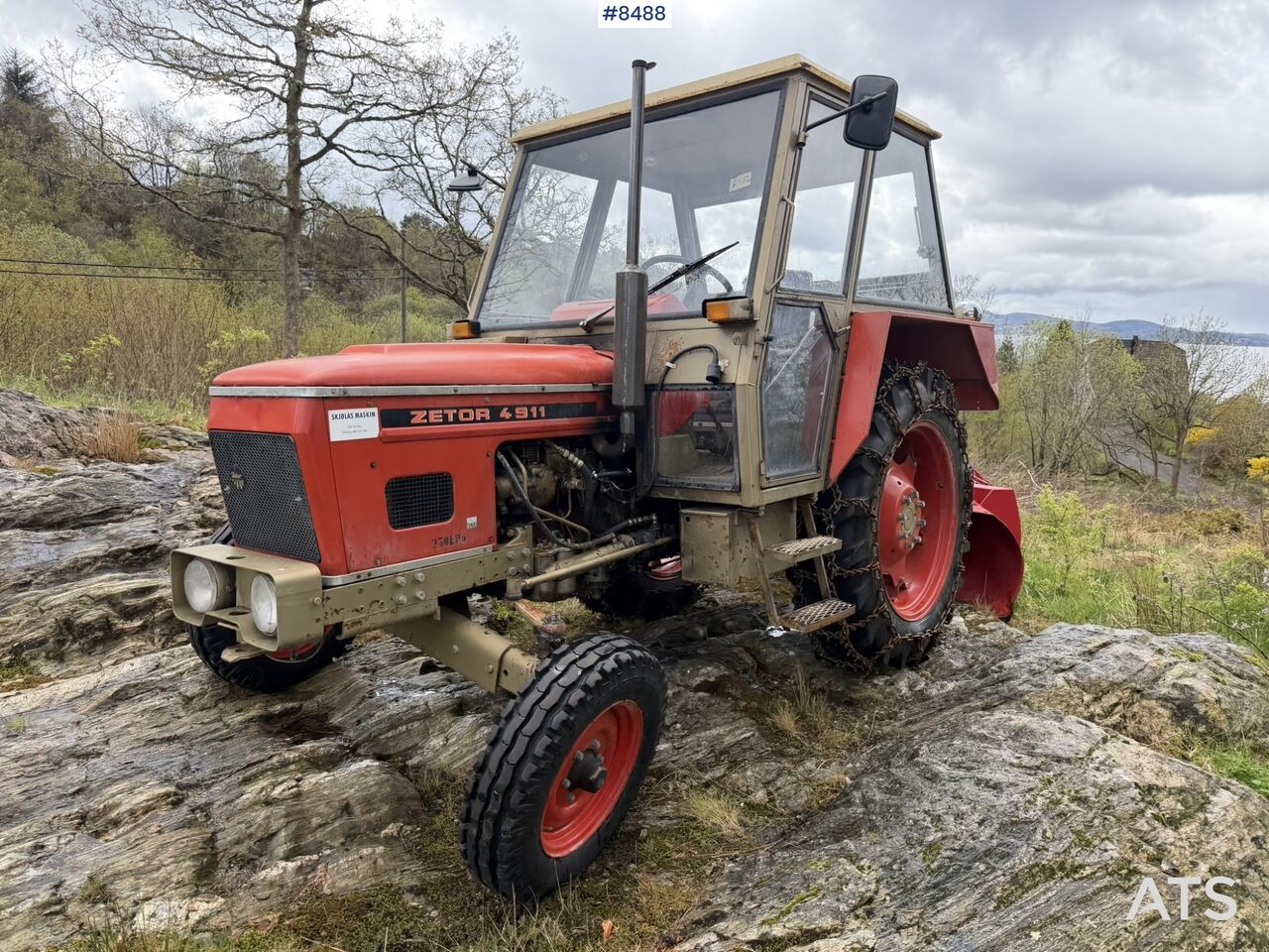 1979 Zetor 4911 tractor with a snow blower and chains - Traktor: billede 3 1979 Zetor 4911 tractor with a snow blower and chains - Traktor: billede 3