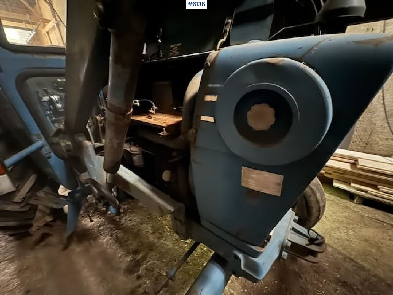 Traktor 1981 Ford 4600 with front loader!: billede 17