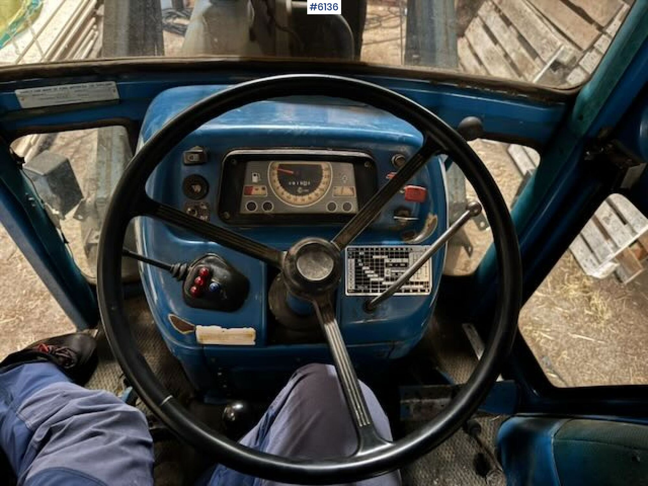 Traktor 1981 Ford 4600 with front loader!: billede 13