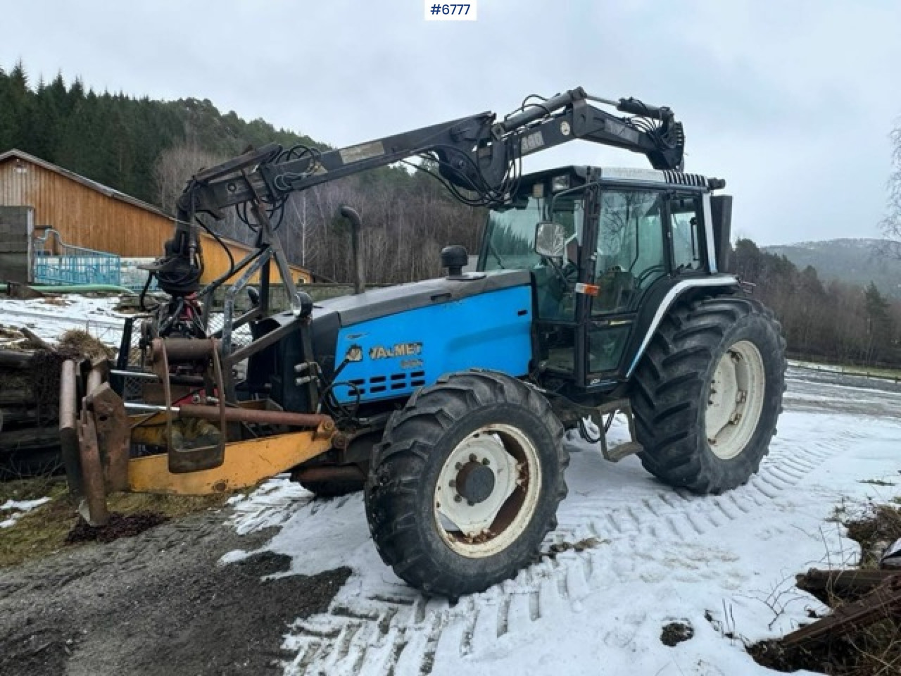 1993 Valmet 8100 with Hiab FMV crane and log trailer - Traktor: billede 4 1993 Valmet 8100 with Hiab FMV crane and log trailer - Traktor: billede 4