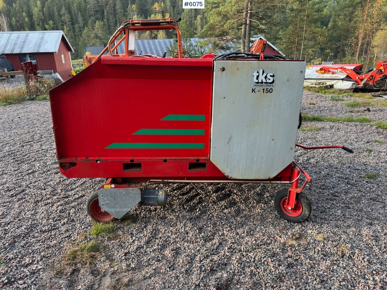2000 TKS K-150 Round bale cutter with wheel drive. - Udstyr til hø: billede 4 2000 TKS K-150 Round bale cutter with wheel drive. - Udstyr til hø: billede 4