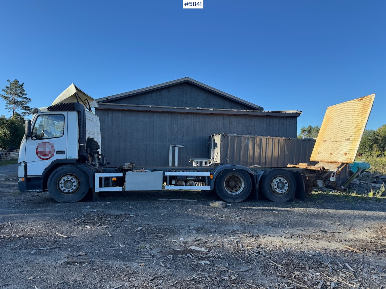 2002 Volvo FM 6x2. - Containerbil/ Veksellad lastbil: billede 2 2002 Volvo FM 6x2. - Containerbil/ Veksellad lastbil: billede 2