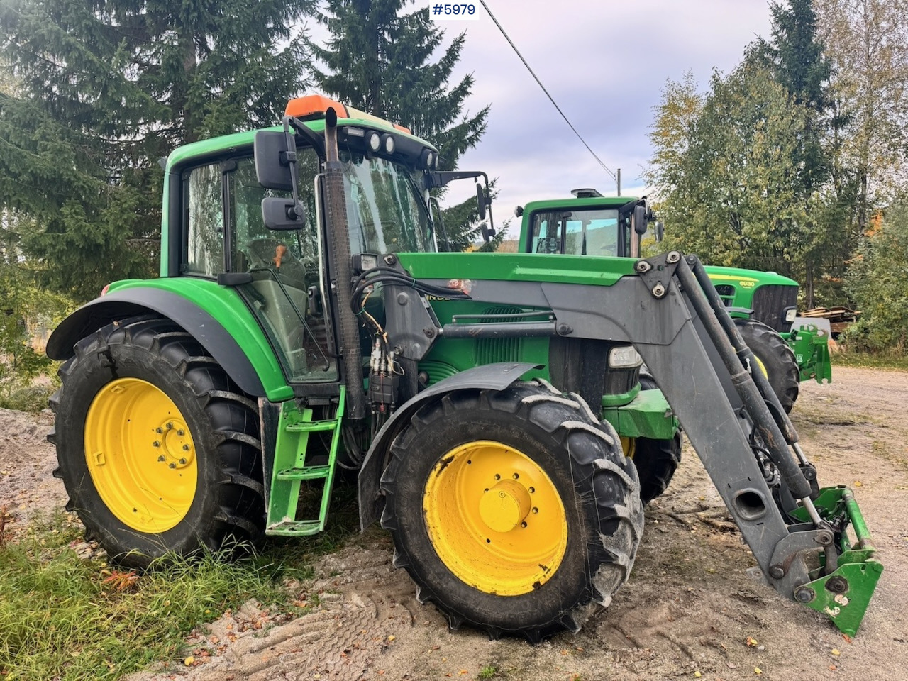 2005 John Deere 6420 with Front Loader - Traktor: billede 3 2005 John Deere 6420 with Front Loader - Traktor: billede 3