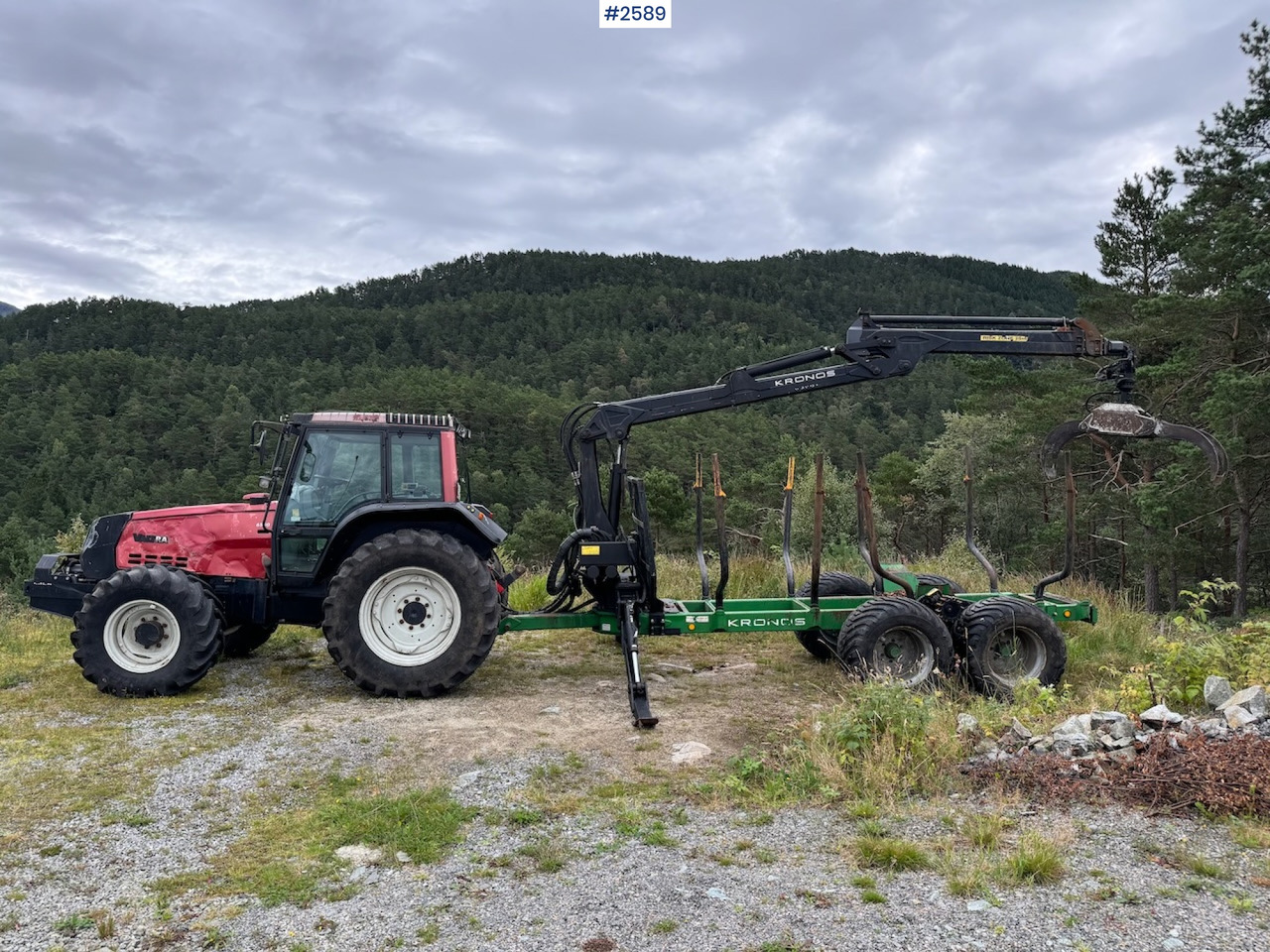 2005 Valtra 6550 Turbo with Kronos 120H 4WD B - Traktor: billede 5 2005 Valtra 6550 Turbo with Kronos 120H 4WD B - Traktor: billede 5