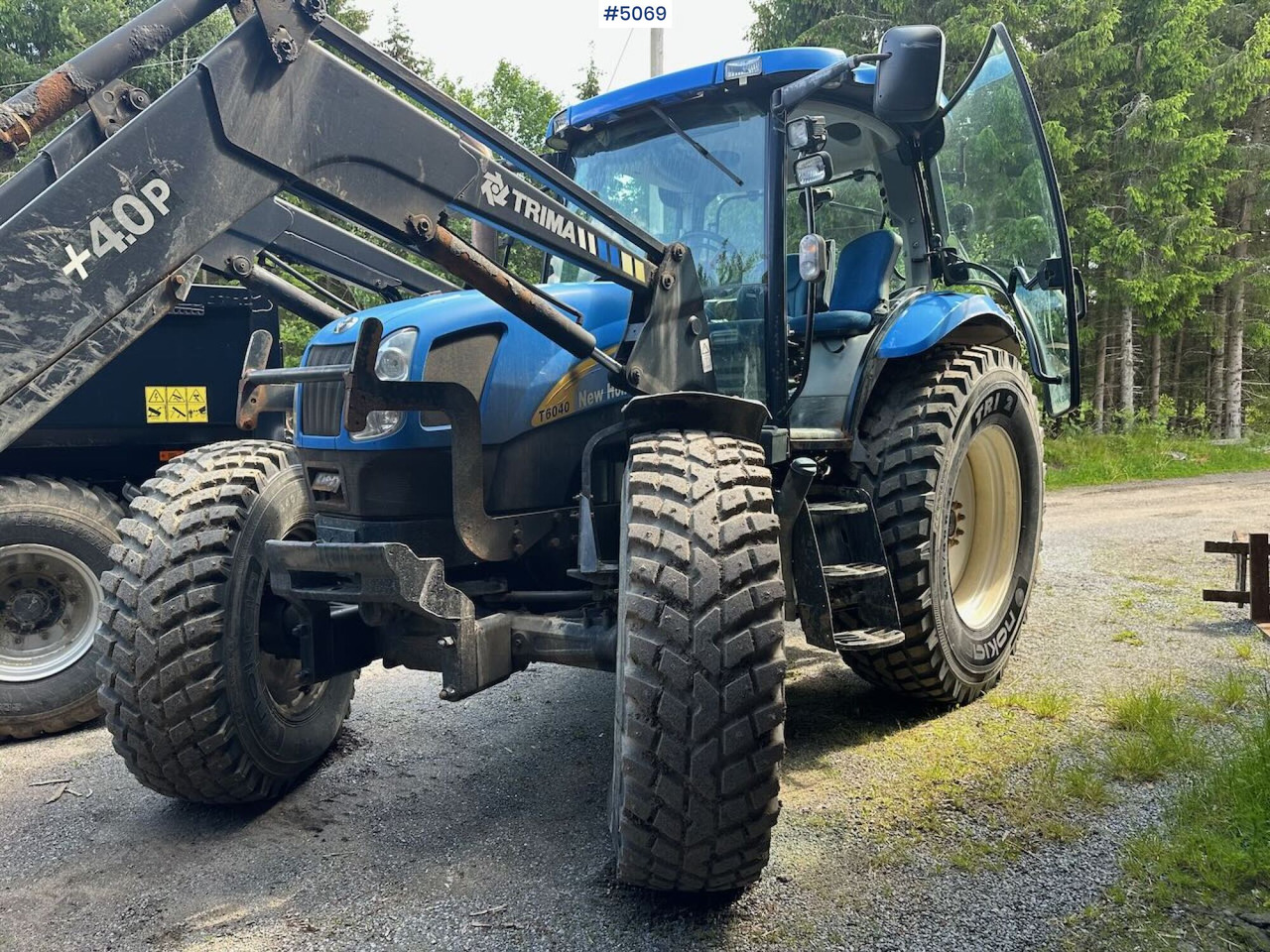 2009 New Holland T6040 SS w/ Trima front loader - Traktor: billede 3 2009 New Holland T6040 SS w/ Trima front loader - Traktor: billede 3