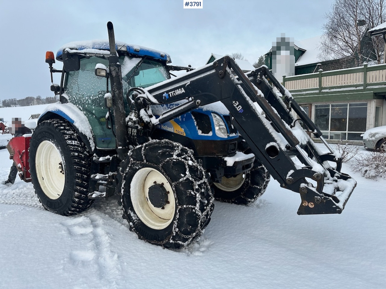 2010 New Holland T6040 4x4 plow rigged tractor w/ Trima +3.0p front loader, brand new chains, snow bucket and Westbjørn snow blower. WATCH VIDEO. - Traktor: billede 1 2010 New Holland T6040 4x4 plow rigged tractor w/ Trima +3.0p front loader, brand new chains, snow bucket and Westbjørn snow blower. WATCH VIDEO. - Traktor: billede 1