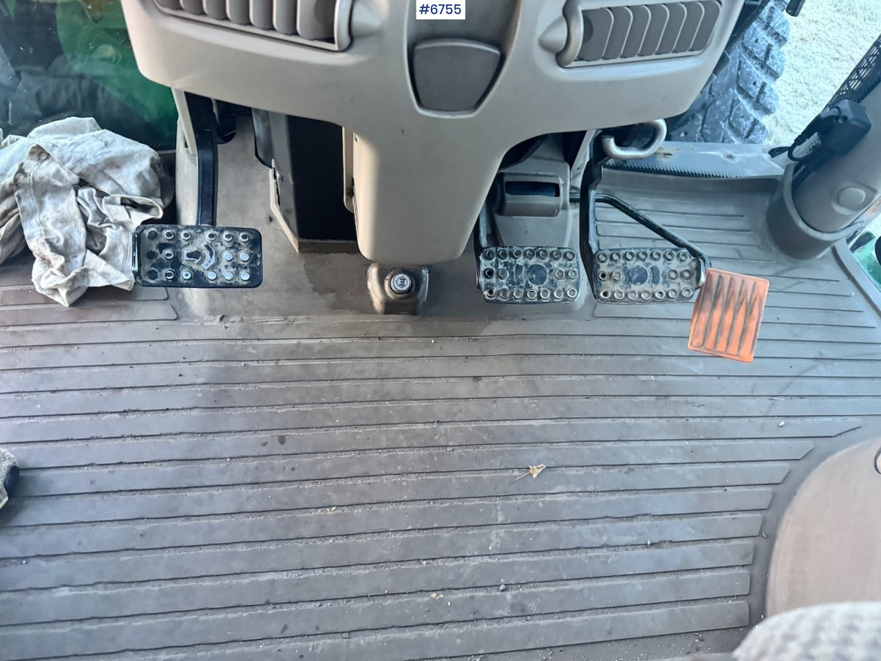 Traktor 2013 John Deere 6125R w/ Front Hydraulics and Front Loader.: billede 20