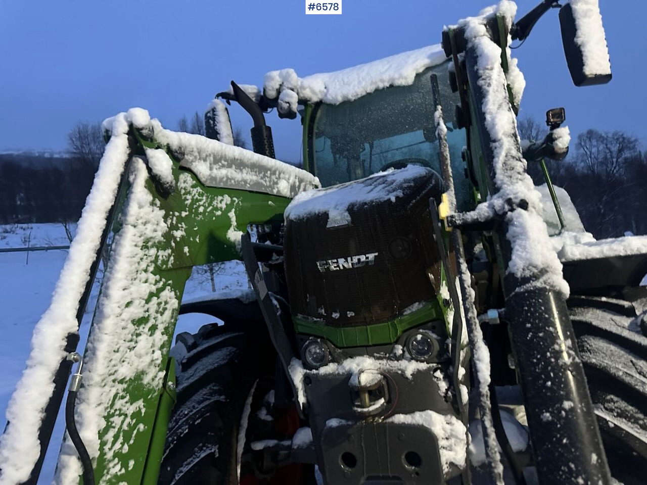 2016 Fendt 313S4 4x4 tractor w/ front loader. - Traktor: billede 2 2016 Fendt 313S4 4x4 tractor w/ front loader. - Traktor: billede 2