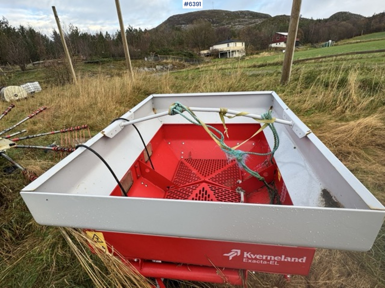 2016 Kverneland fertilizer spreader. Repair object. - Gødningsspreder: billede 2 2016 Kverneland fertilizer spreader. Repair object. - Gødningsspreder: billede 2