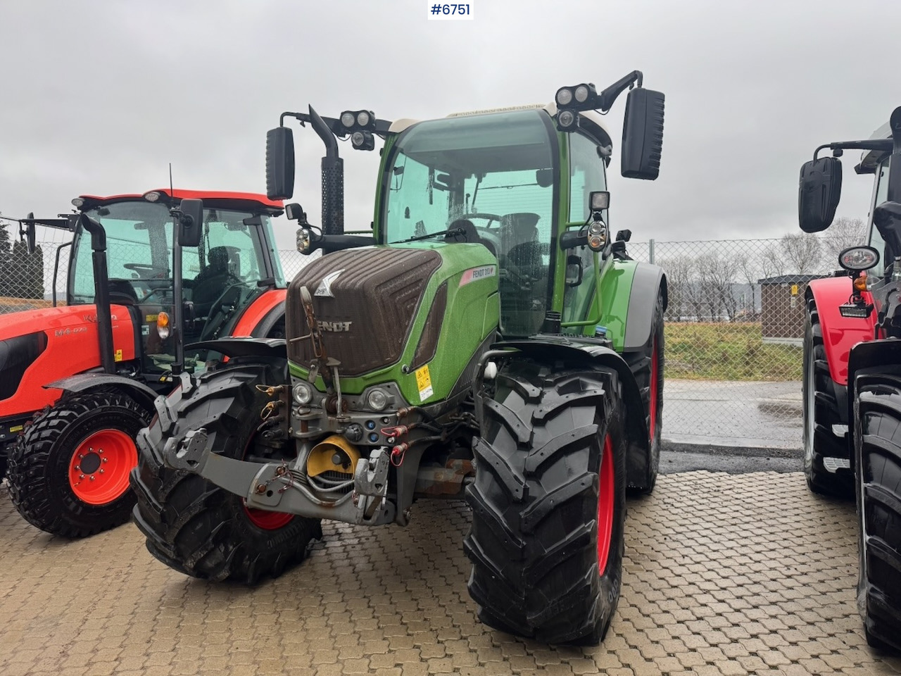 2019 Fendt 313 Vario w/ Front hydraulics and 2 sets of tires. - Traktor: billede 4 2019 Fendt 313 Vario w/ Front hydraulics and 2 sets of tires. - Traktor: billede 4