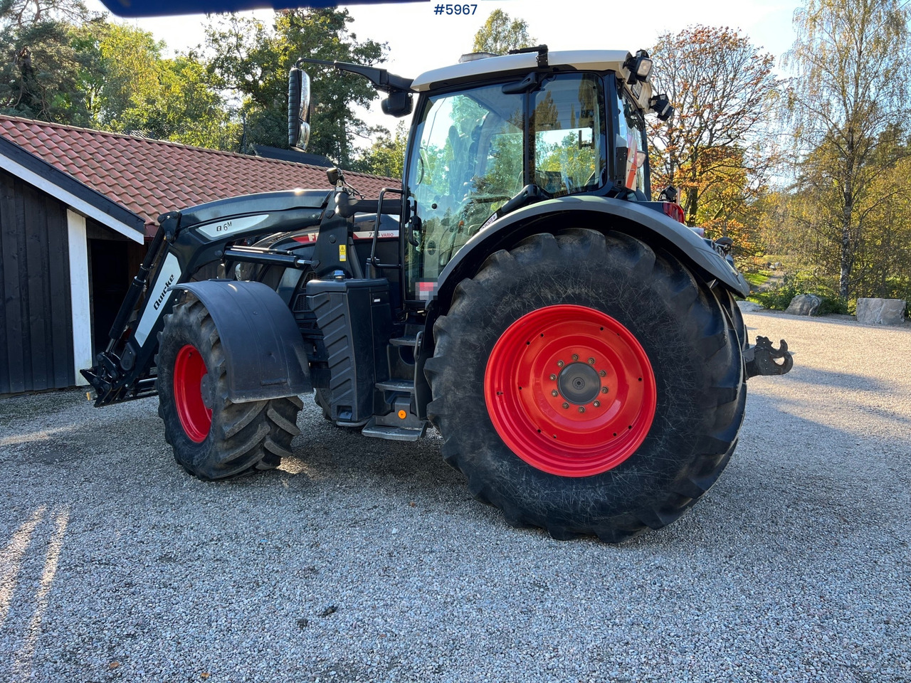 2023 Fendt 724 Vario profi + w/ Front loader and fully equipped - Traktor: billede 2 2023 Fendt 724 Vario profi + w/ Front loader and fully equipped - Traktor: billede 2