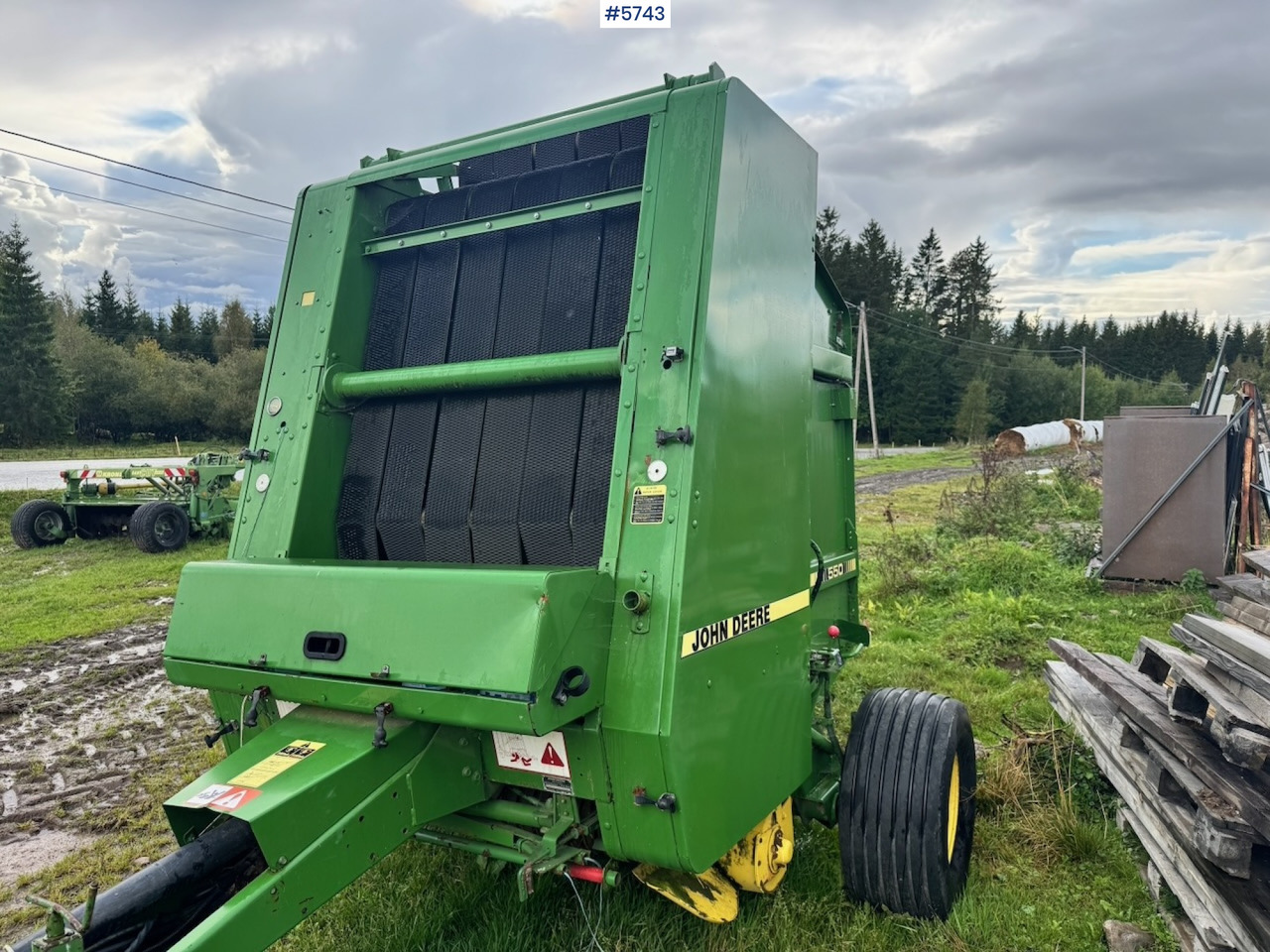 John Deere 550 Round Baler. - Udstyr til hø: billede 2 John Deere 550 Round Baler. - Udstyr til hø: billede 2
