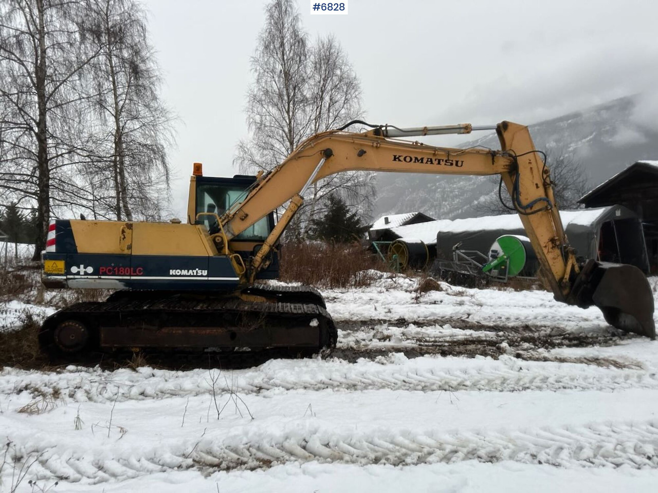 Komatsu PC180LC-3 w/ Excavator bucket. SEE VIDEO. - Gravemaskine: billede 1 Komatsu PC180LC-3 w/ Excavator bucket. SEE VIDEO. - Gravemaskine: billede 1