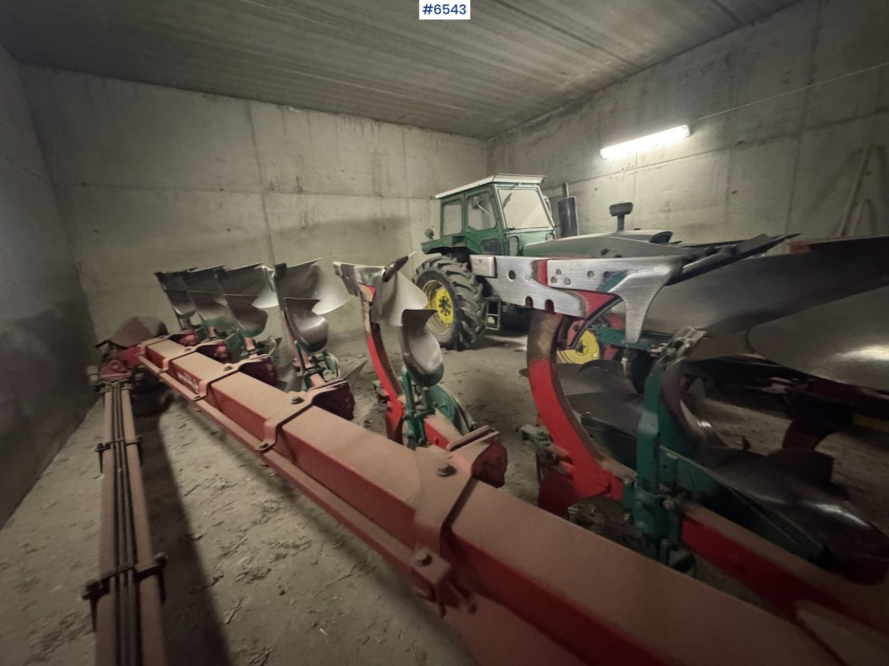 Kverneland PB100 6-Flour Vario Semi-Reversible Plough - Maskine til jordbearbejdning: billede 5 Kverneland PB100 6-Flour Vario Semi-Reversible Plough - Maskine til jordbearbejdning: billede 5