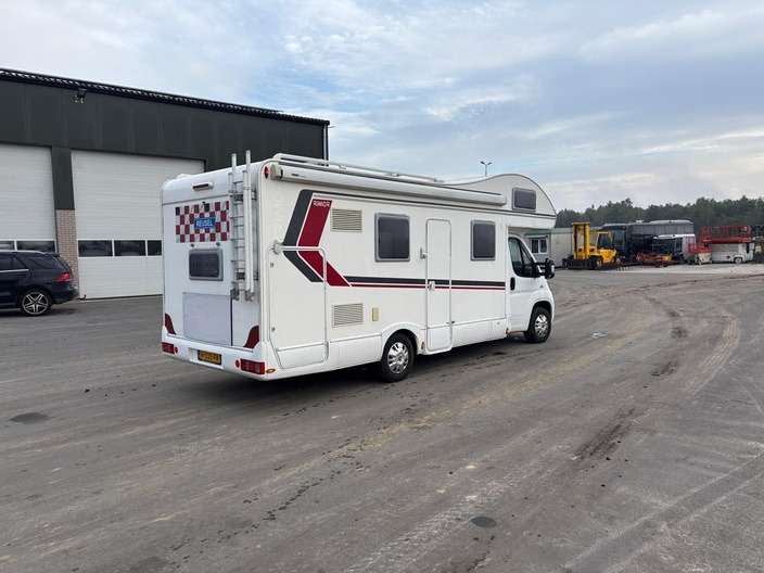 Rimor seal 9 - Autocamper med alkove: billede 3 Rimor seal 9 - Autocamper med alkove: billede 3