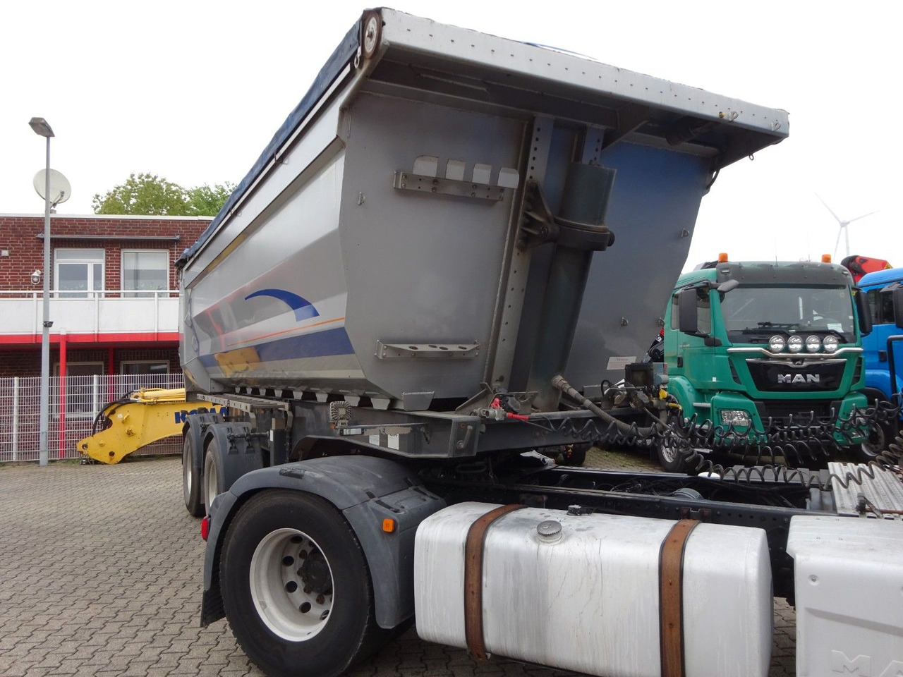 Kempf Kippauflieger ALU mit E-Abdeckplane 27m³ - Tipvogn sættevogn: billede 4 Kempf Kippauflieger ALU mit E-Abdeckplane 27m³ - Tipvogn sættevogn: billede 4