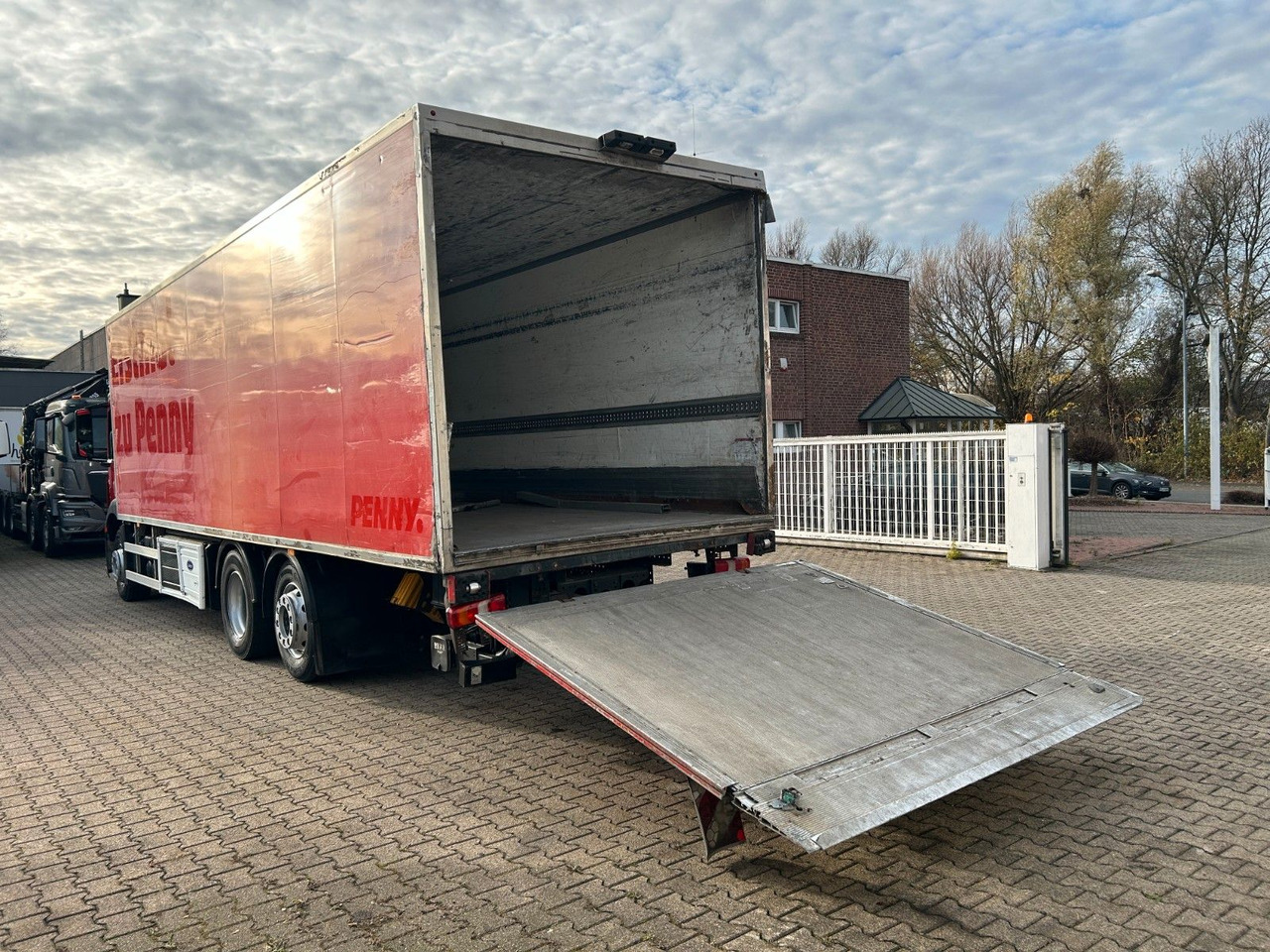 Mercedes-Benz 2636 Antos Kühlkoffer +BÄR LBW 3x im Bestand - Kølevogn lastbil: billede 5 Mercedes-Benz 2636 Antos Kühlkoffer +BÄR LBW 3x im Bestand - Kølevogn lastbil: billede 5